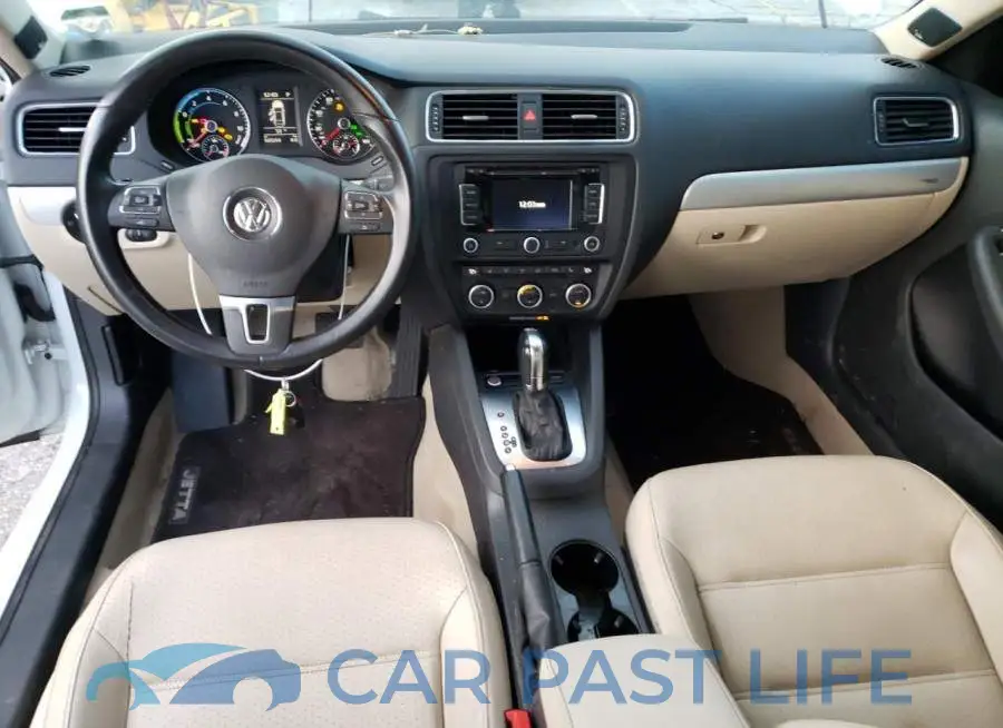 3VW637AJ6DM284560# 8