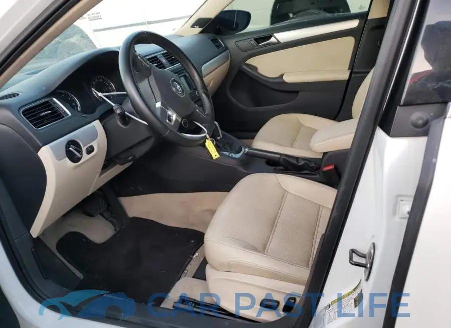 3VW637AJ6DM284560# 7