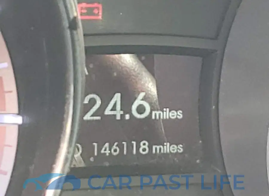 5NPEB4AC3DH552746# 8