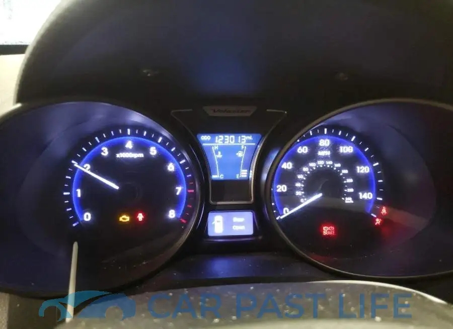 KMHTC6AE8DU100228# 8