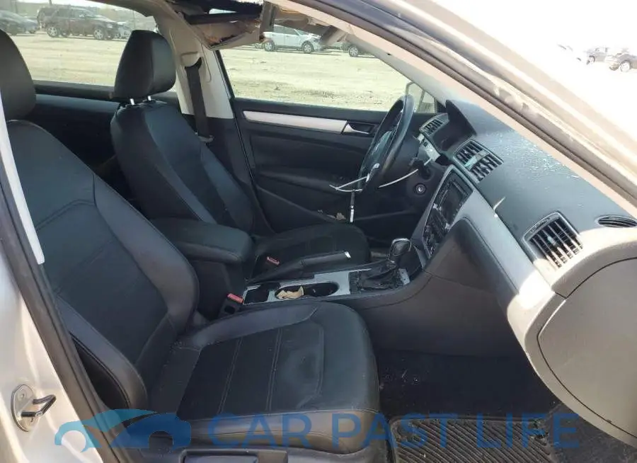 1VWBN7A33DC125944# 5