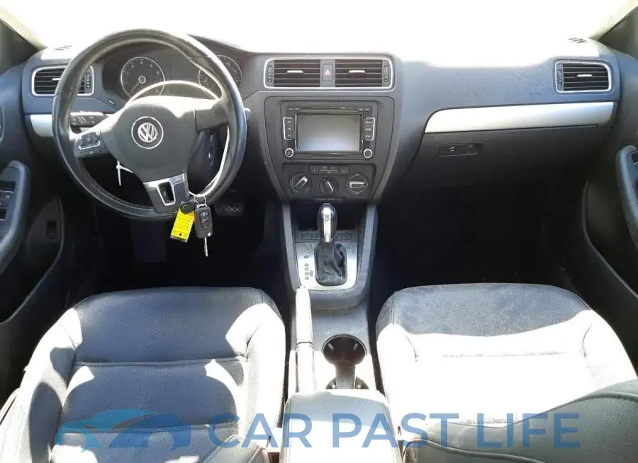 3VWDP7AJ1DM379507# 9