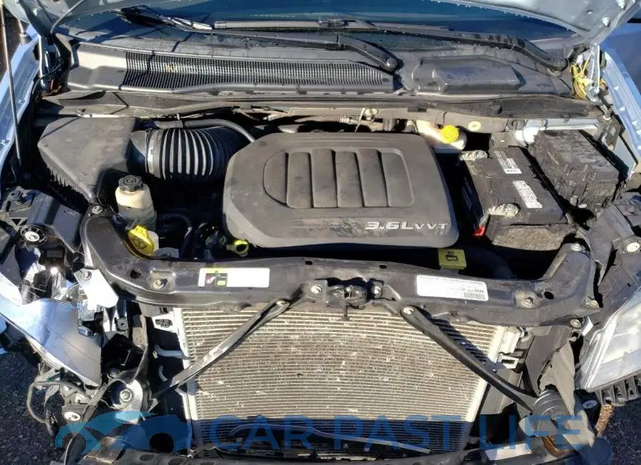 2C4RC1BG5DR559828# 12