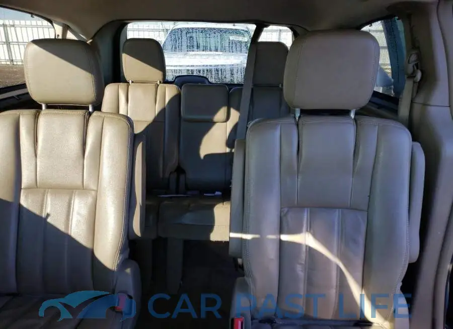 2C4RC1BG5DR559828# 10