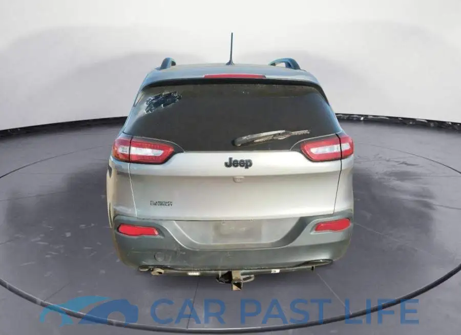 1C4PJLCB2GW222038# 6
