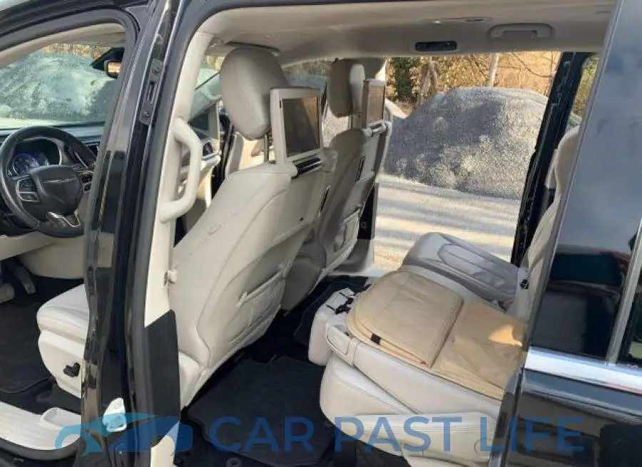 2C4RC1EG2JR127642# 6