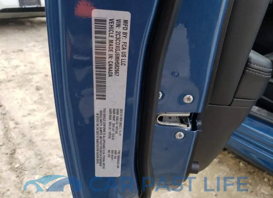 2C3CDXGJ6MH582667# 12