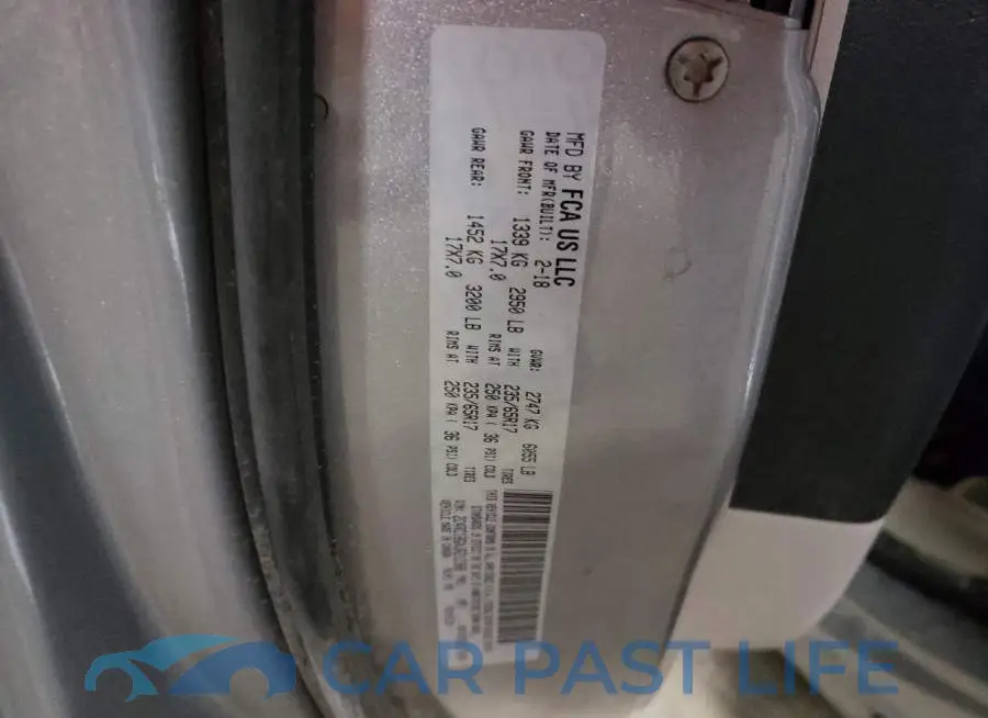 2C4RC1BGXJR211308# 10