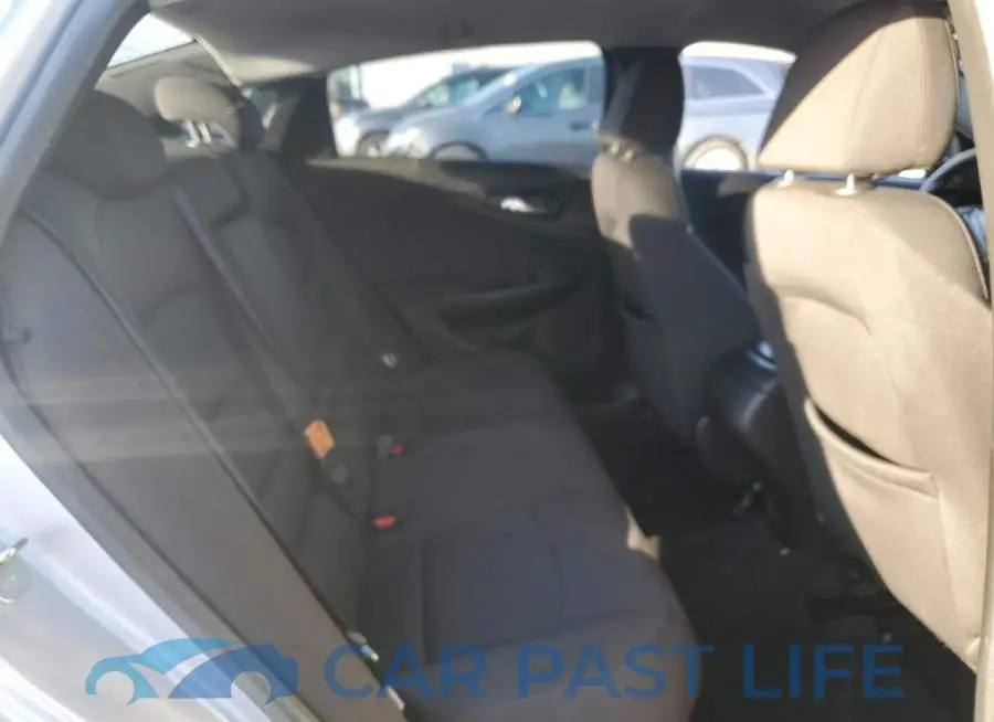 1G1ZB5ST5JF189094# 10