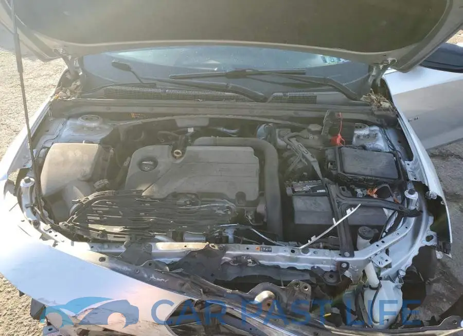 1G1ZB5ST5JF189094# 11
