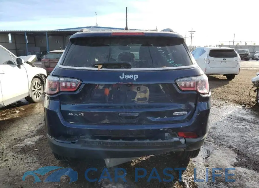 3C4NJDBB8JT252995# 6