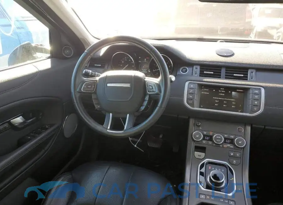 SALVP2RX3JH317327# 8