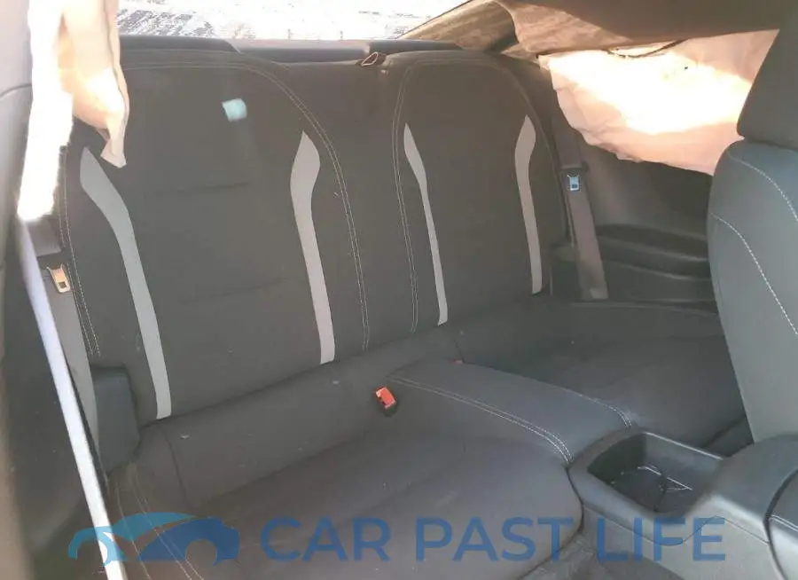 1G1FB1RX8J0181272# 10