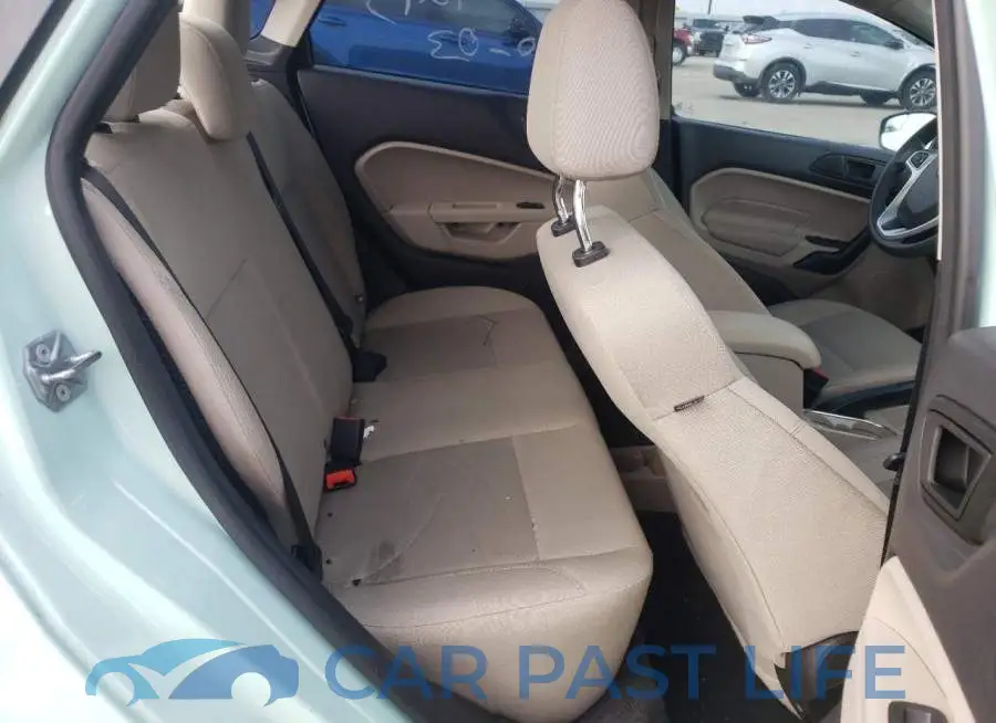3FADP4BJ5JM115174# 10