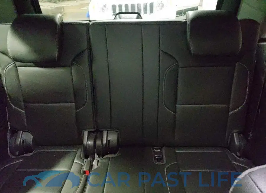 1GNSKBKC2JR327610# 10