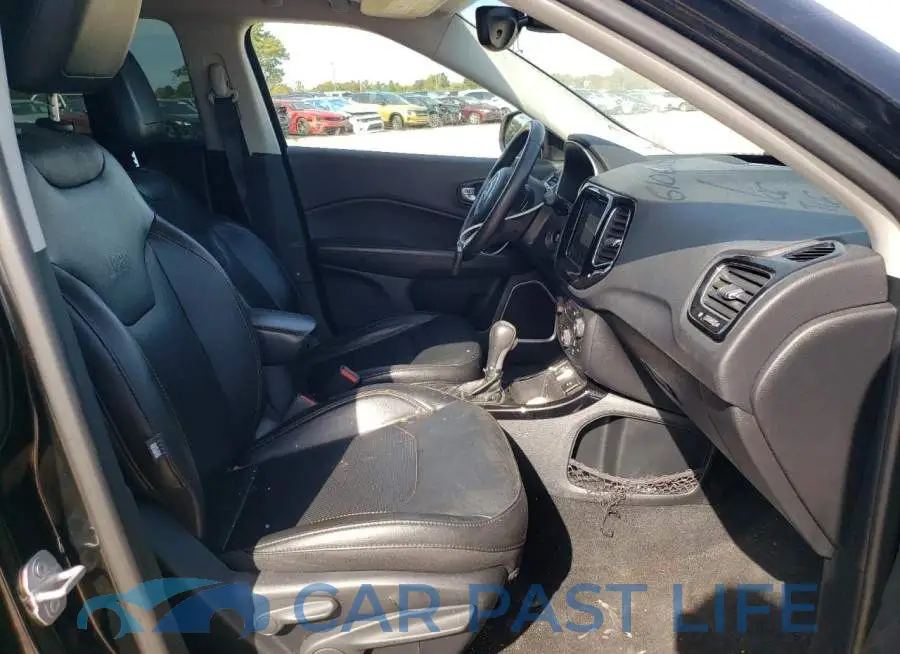 3C4NJCCB6JT318940# 5