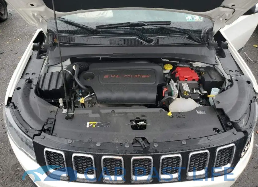 3C4NJDABXLT132149# 11