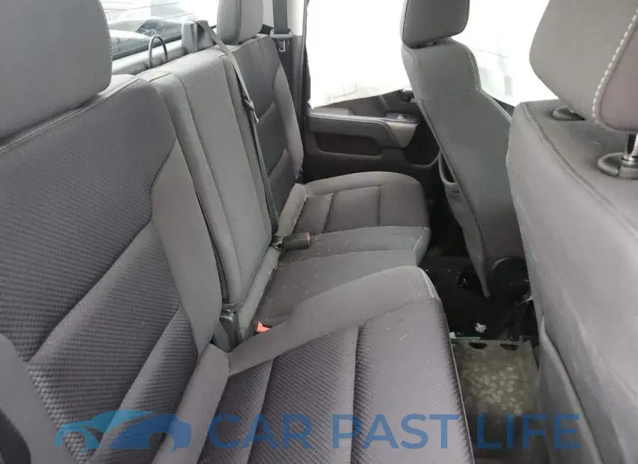 1GCVKREC0JZ230495# 10