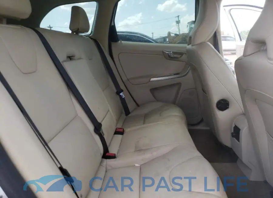 YV4902RC8F2578888# 6