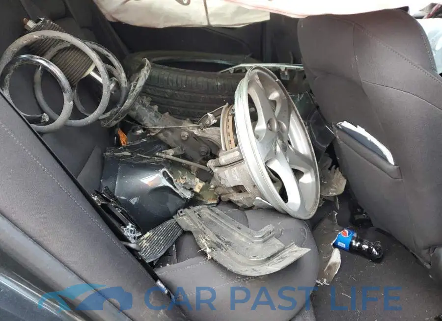 1G1ZB5ST6JF135271# 10