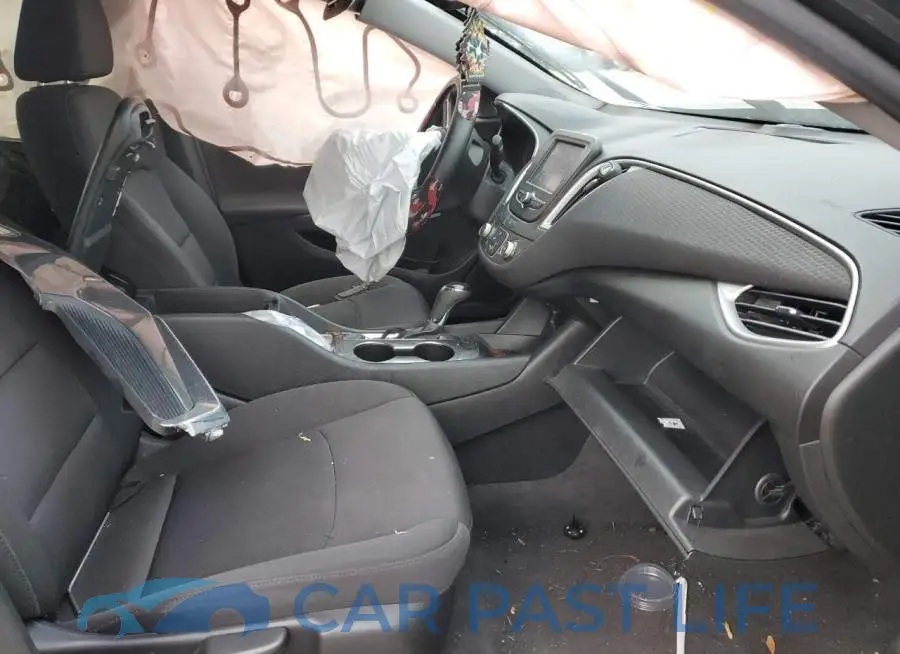 1G1ZB5ST6JF135271# 7