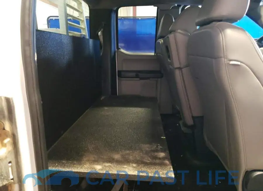 1FTFX1E54KKD17383# 10