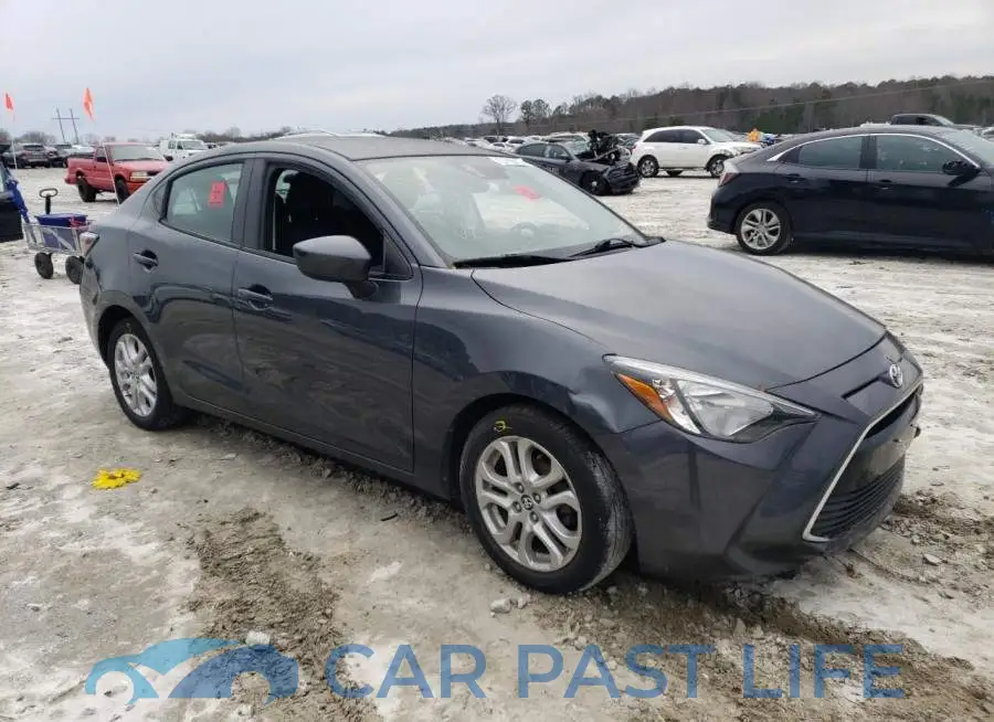 3MYDLBYV3JY324315# 4