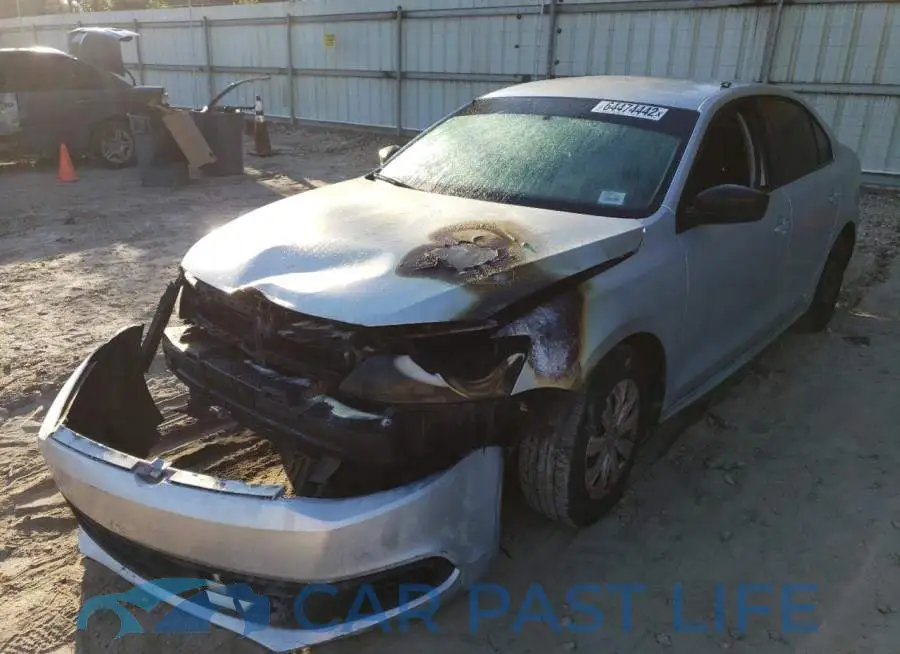 3VW2K7AJ9EM295068# 2
