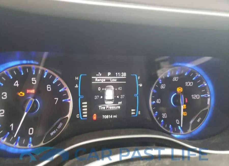 2C4RC1AG9JR113078# 9