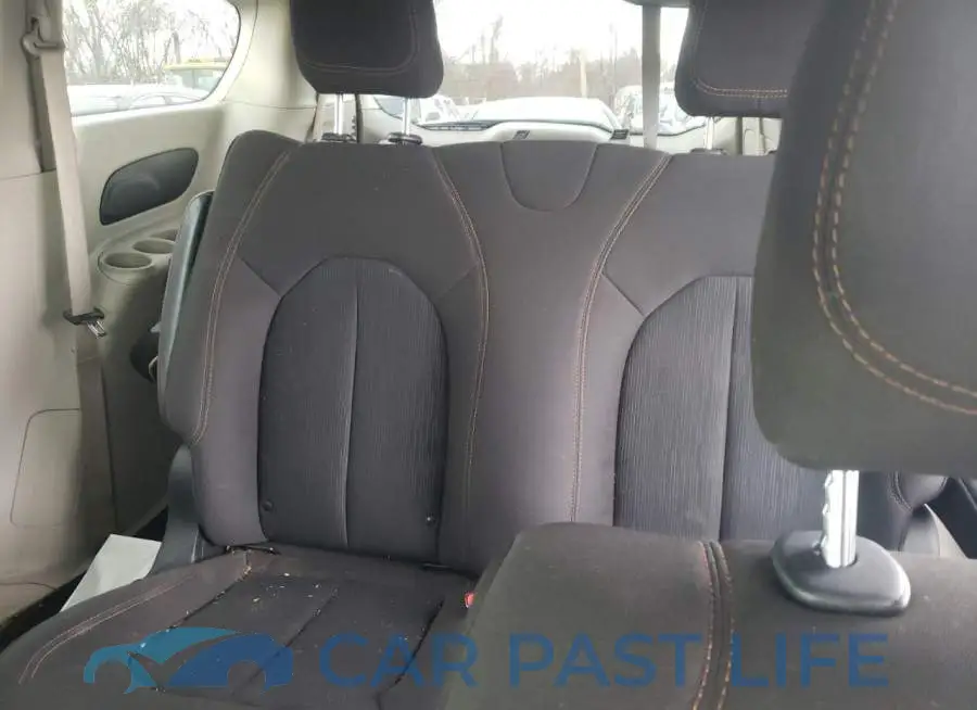 2C4RC1AG9JR113078# 10