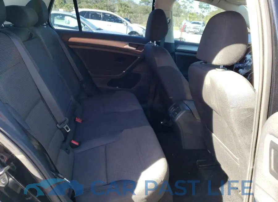 3VW217AU3HM017428# 10