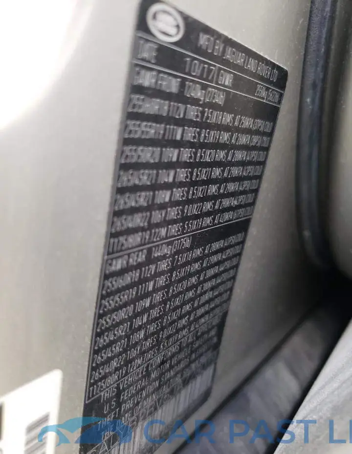 SALYB2RV5JA728019# 10