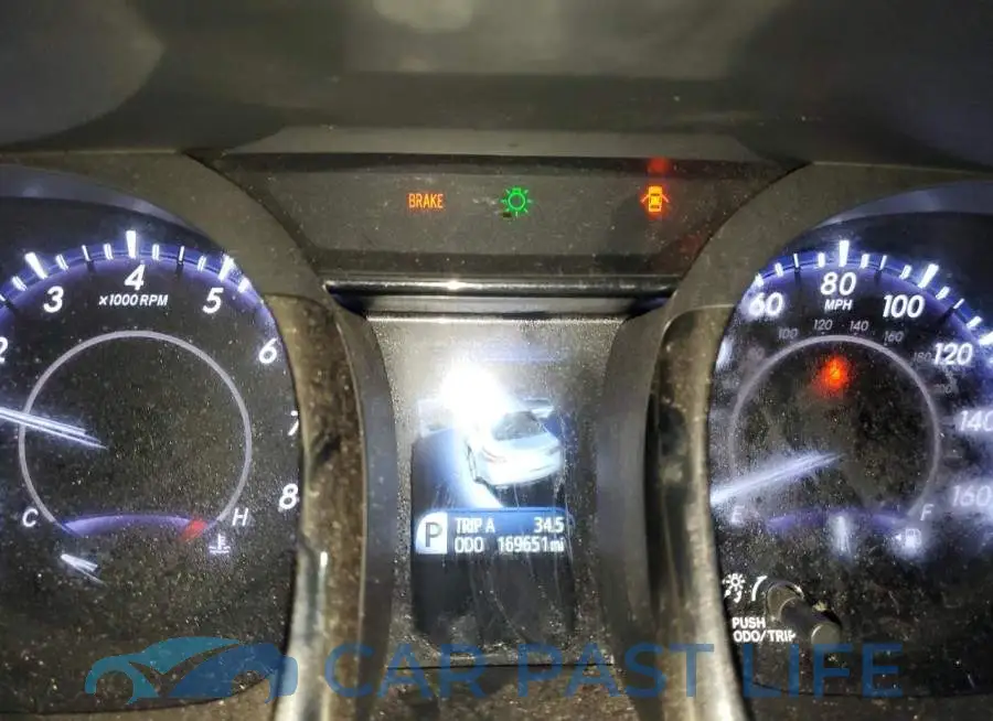 4T1BK1EB8EU125682# 9
