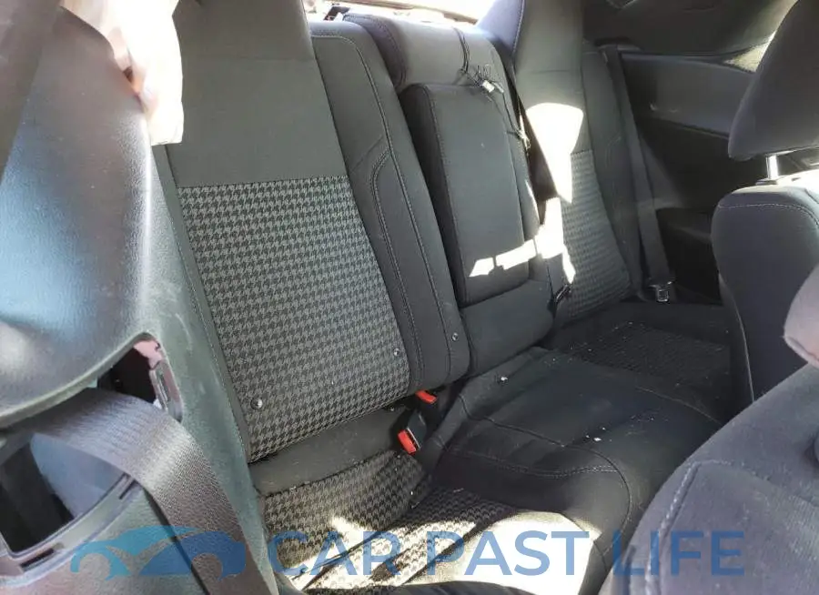 2C3CDZAG1JH271863# 10