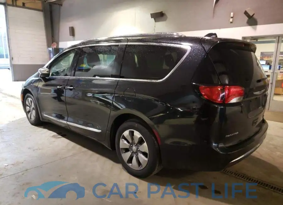 2C4RC1N7XJR157634# 2