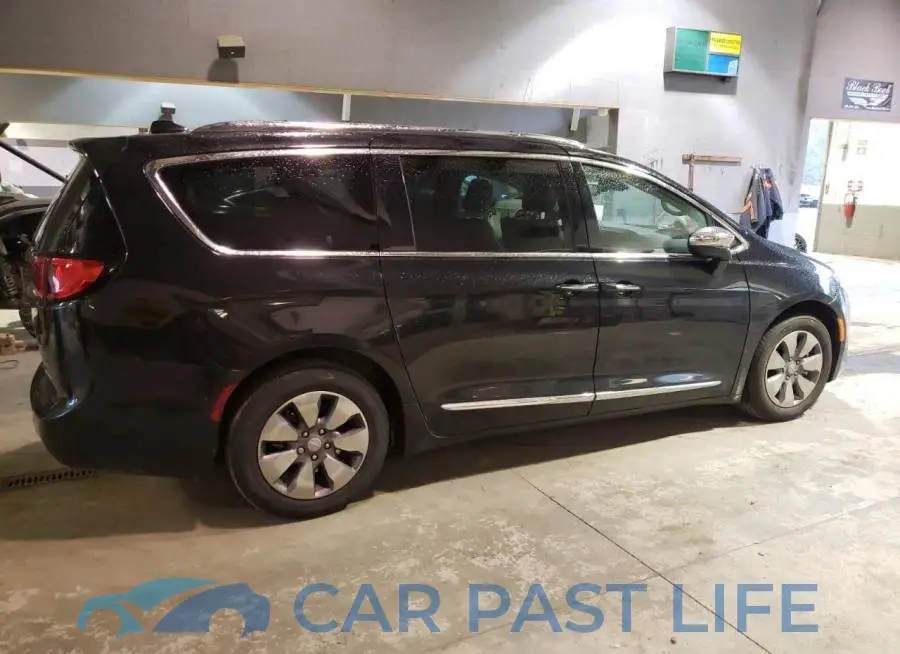 2C4RC1N7XJR157634# 3