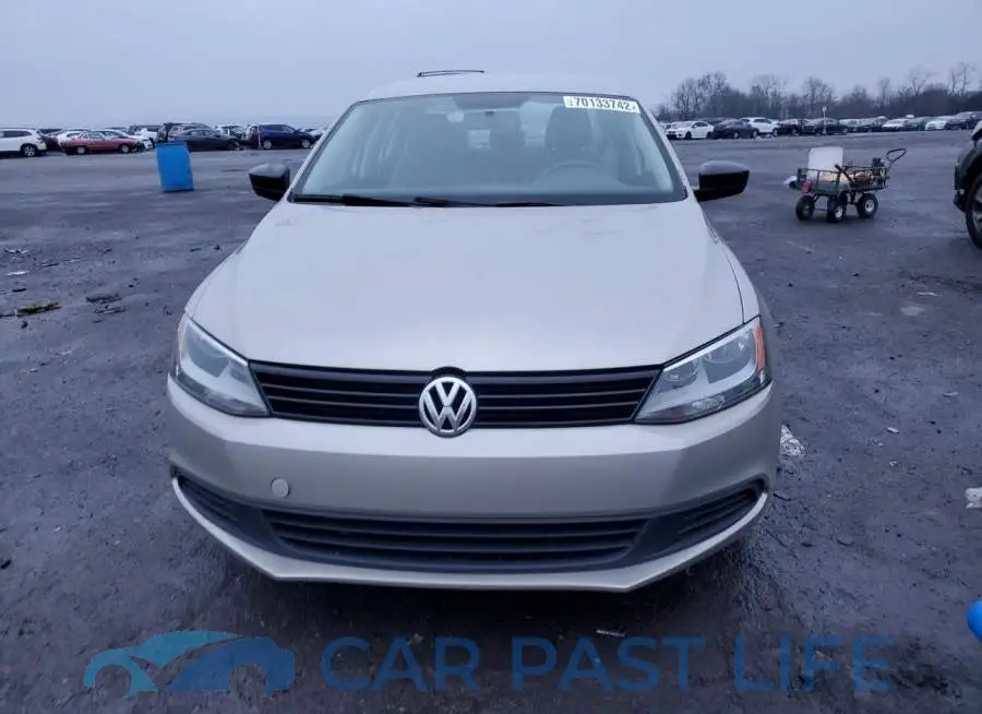 3VW2K7AJ3EM247971# 5