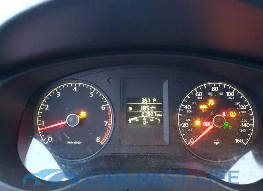3VW2K7AJ3EM247971# 9
