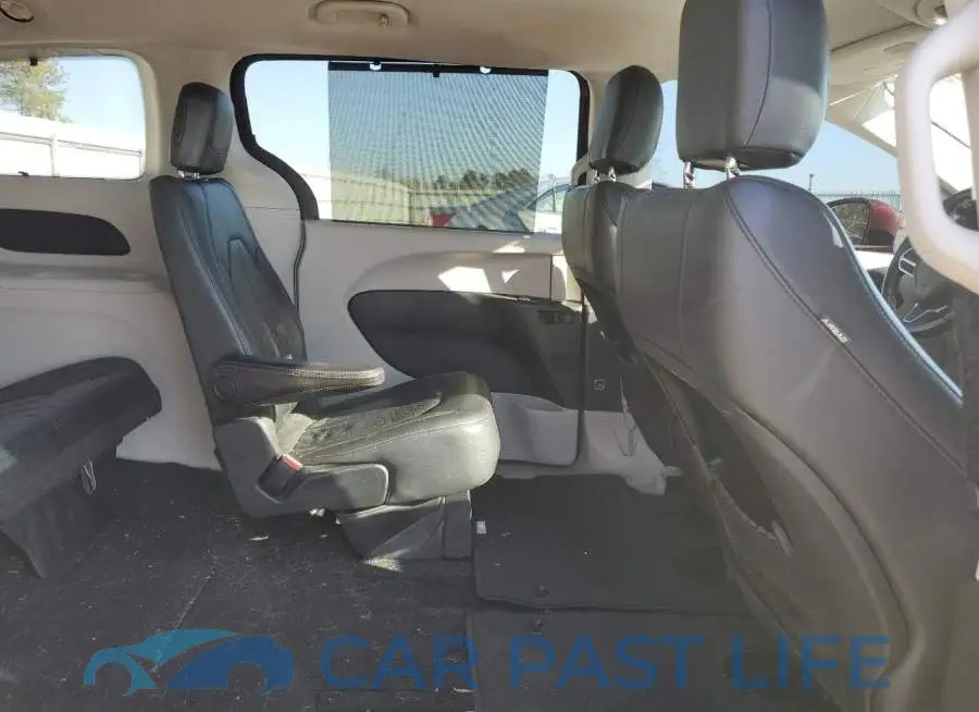 2C4RC1BG1JR120248# 11