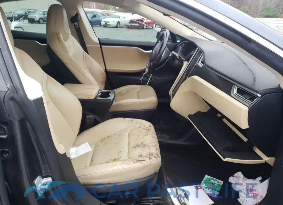 5YJSA1E11GF120480# 5