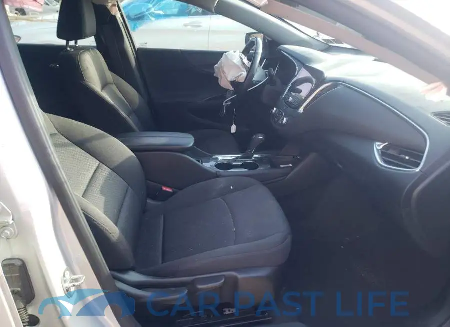 1G1ZD5ST2JF163420# 5