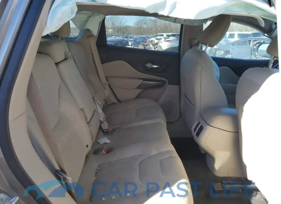 1C4PJLCB9KD360230# 10