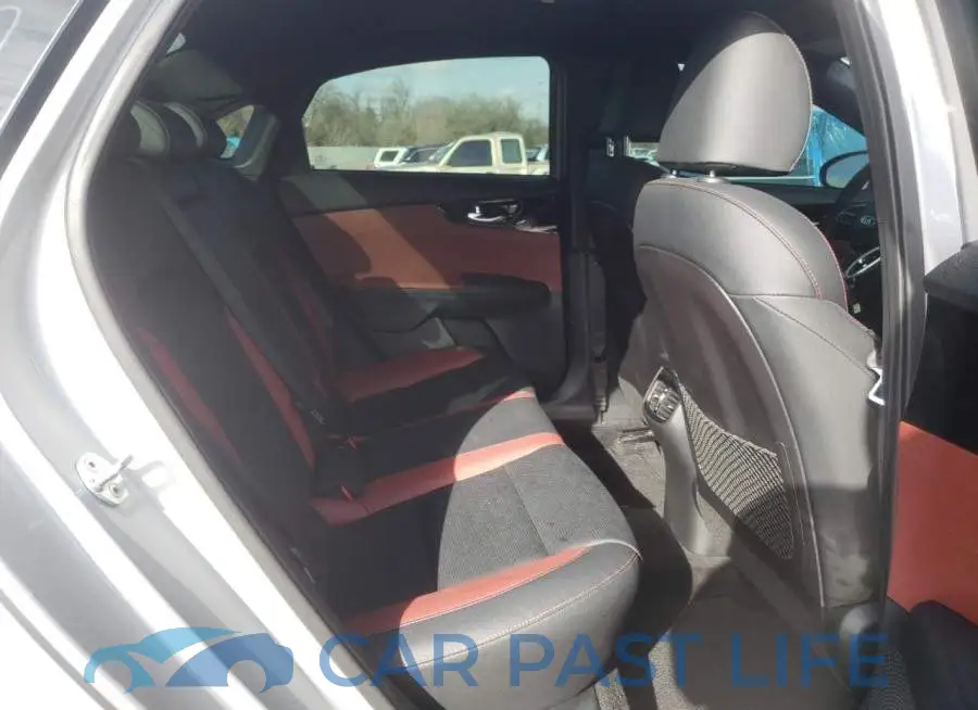 3KPF54AD4LE211797# 10