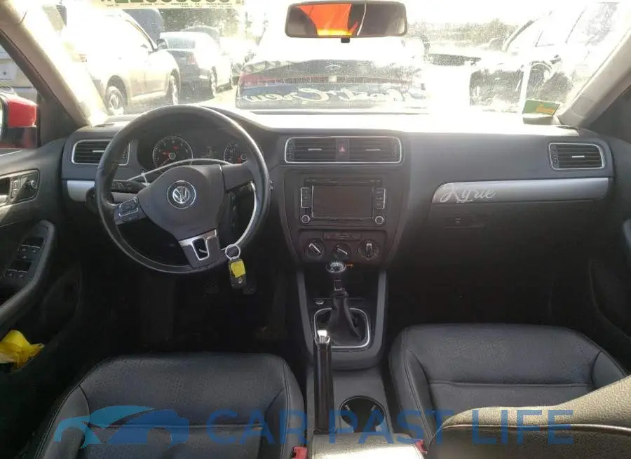 3VWB17AJ7EM399450# 8