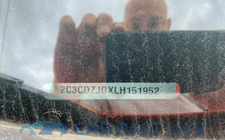 2C3CDZJGXLH151952# 10