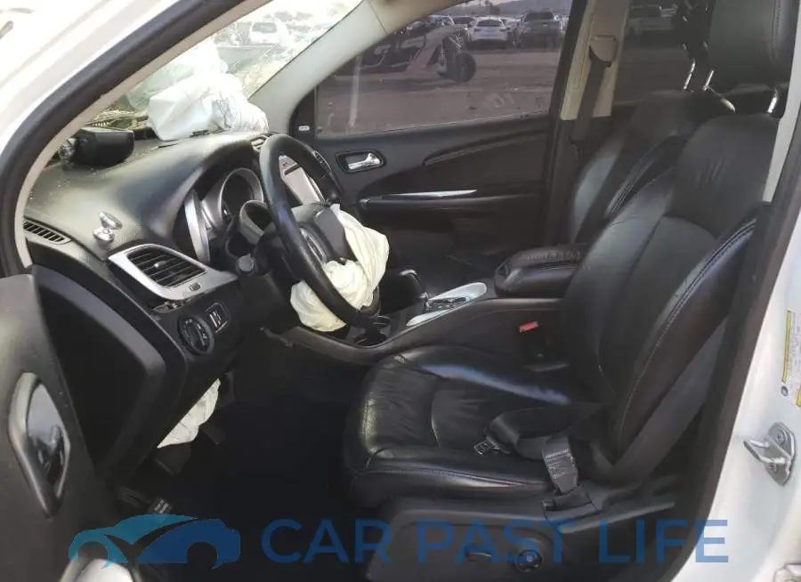 3C4PDCEG3GT218621# 7