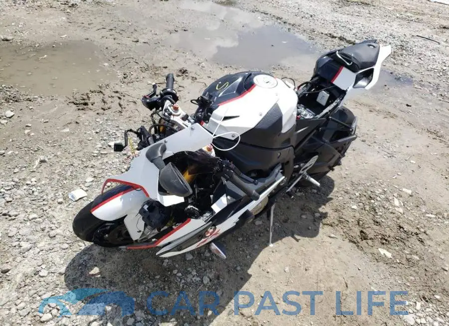 WB1053409EZL19328# 2