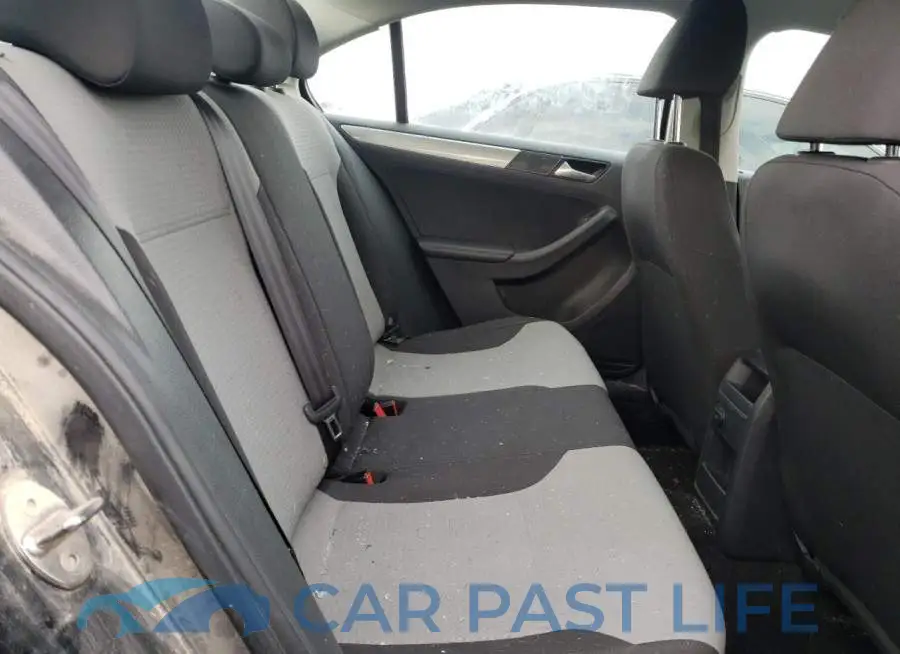 3VW167AJ2HM320378# 10