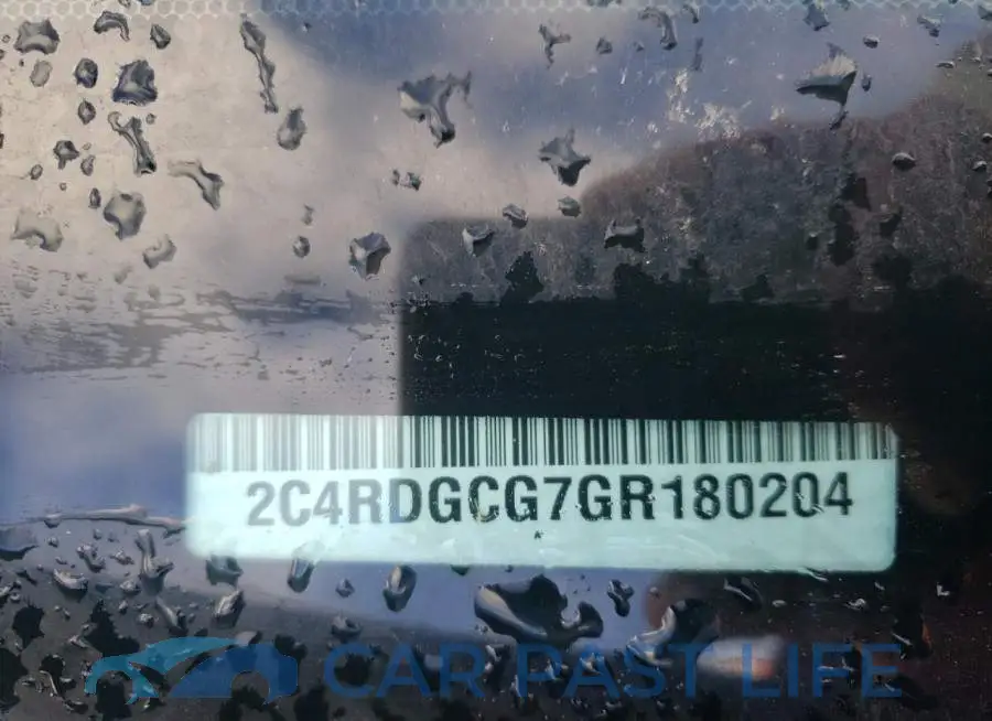 2C4RDGCG7GR180204# 13
