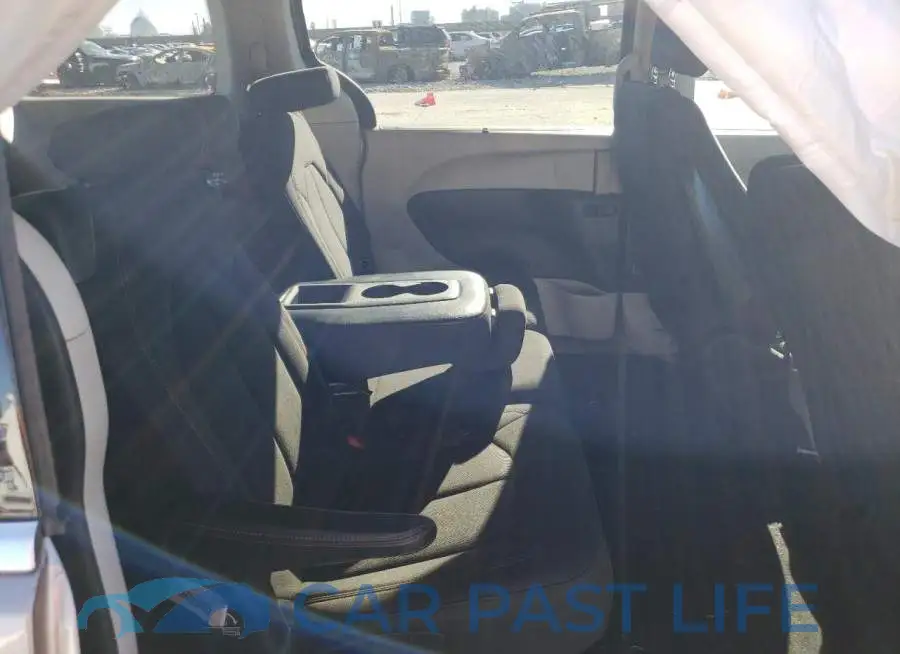 2C4RC1FG3JR271554# 11